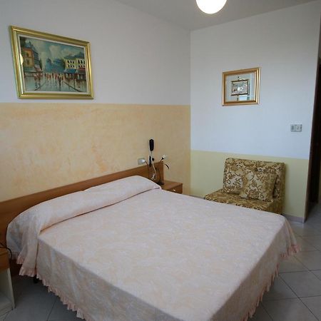 Hotel I Laghetti Polesella Bagian luar foto